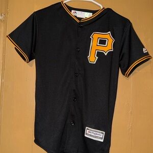 Majestic MLB Baseball Pittsburgh Pirates Youth Boys Jersey Size Medium 10-12 Use